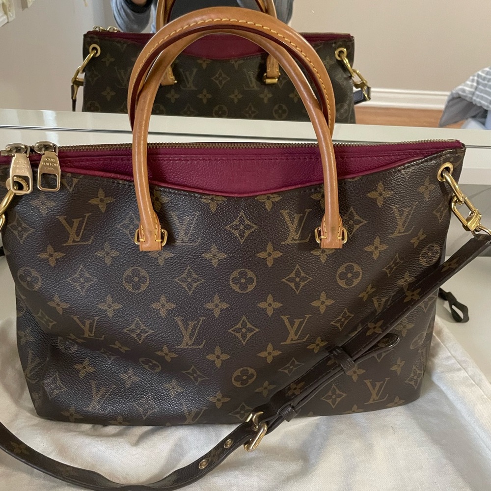 Authentic Louis Vuitton Pallas MM